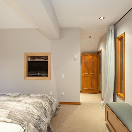 Painted Cliff 11 | Dog Friendly! Ski-In Ski-Out Benchlands Townhome W/ Hot Tub & Fireplace Whistler Eksteriør billede