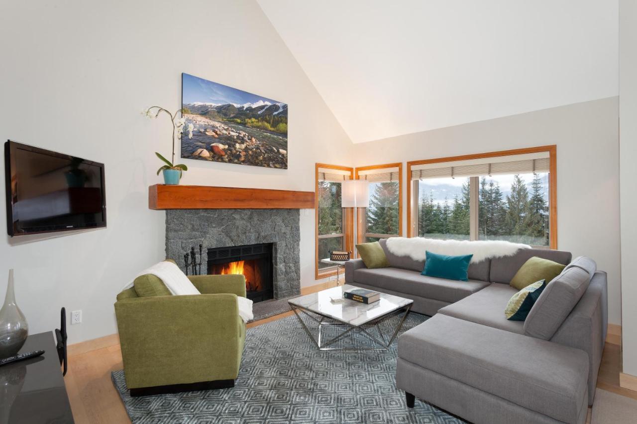 Painted Cliff 11 | Dog Friendly! Ski-In Ski-Out Benchlands Townhome W/ Hot Tub & Fireplace Whistler Eksteriør billede